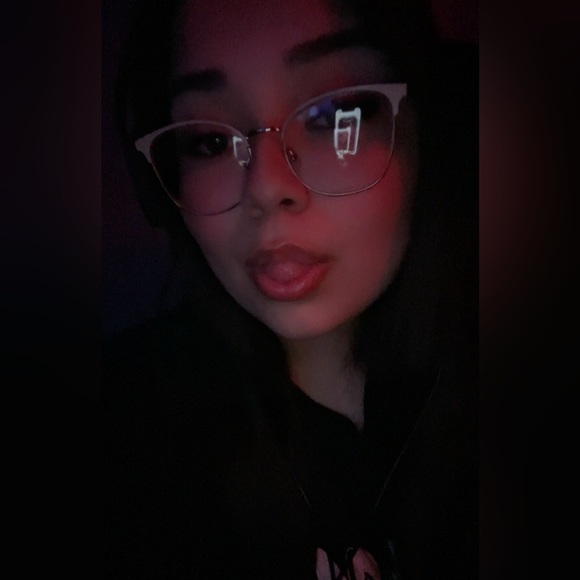laura_glezz05